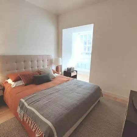 アパート Dream On - Aliados Delux 2 Bed ポルト